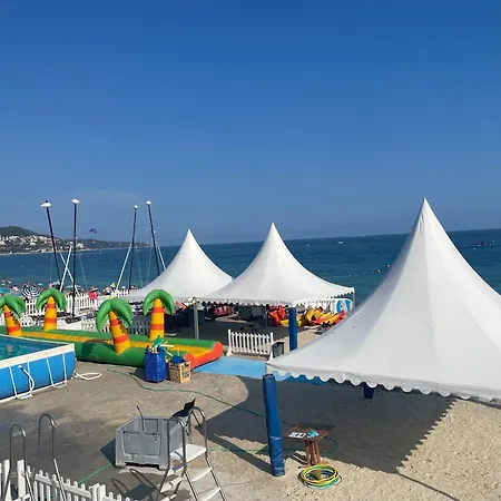Daire Nice, Seaside